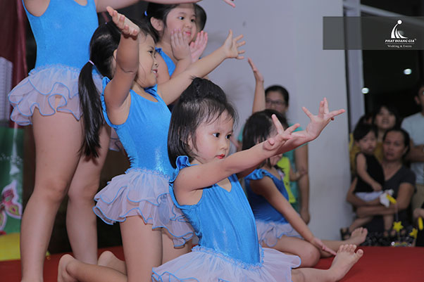 tổ chức trung thu 12