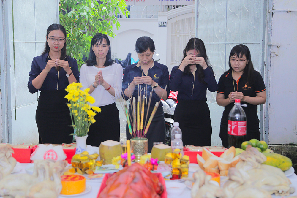 cúng tổ nghề sân khấu 10