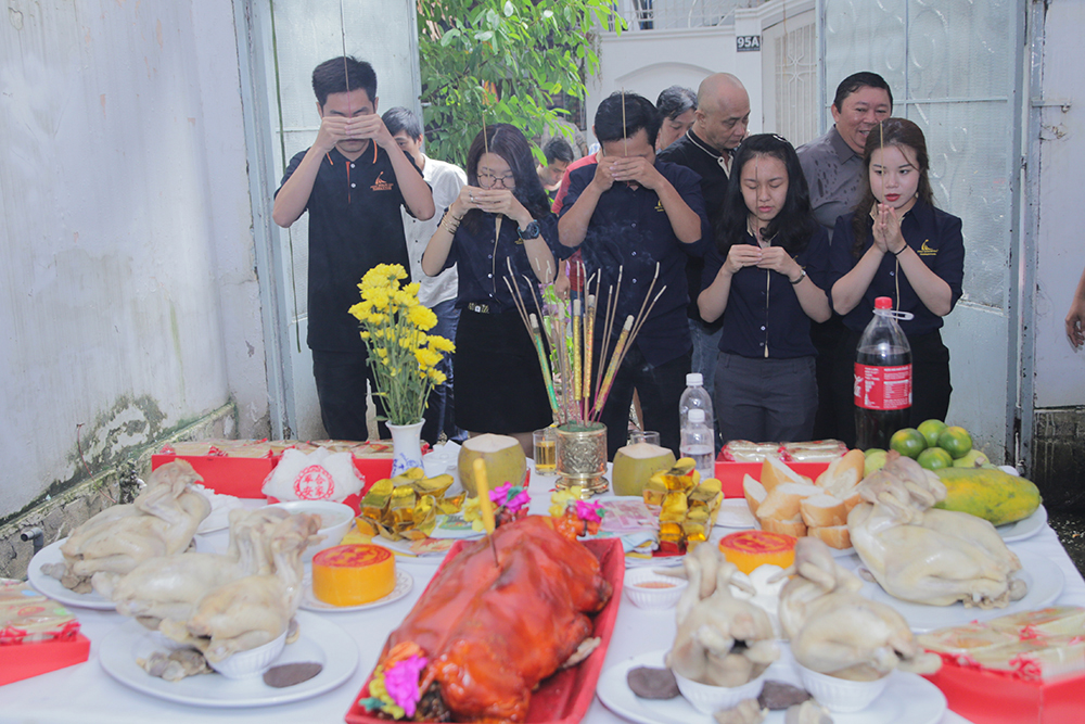 cúng tổ nghề sân khấu 11