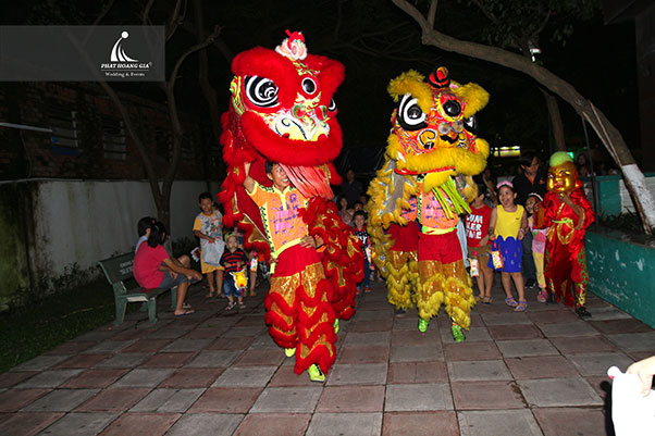 tổ chức trung thu 10