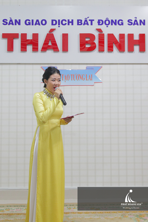 khai trương văn phòng chứng khoán 03