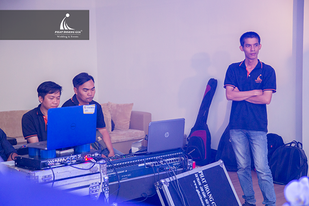 khai trương showroom ô tô Volkswagen 19