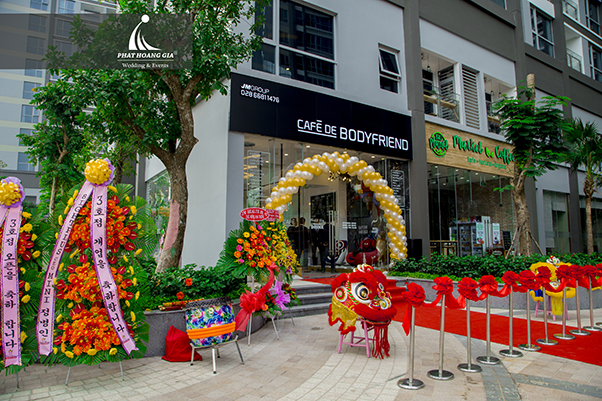 KHAI TRƯƠNG QUÁN CAFE DE BODYFRIEND 1