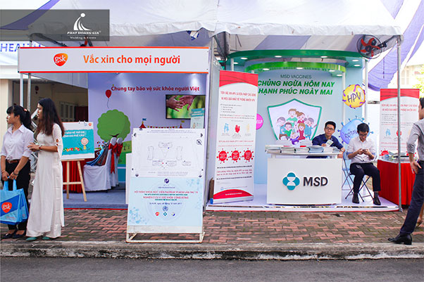 tổ chức hội nghị 03