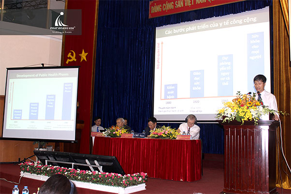 tổ chức hội nghị 06