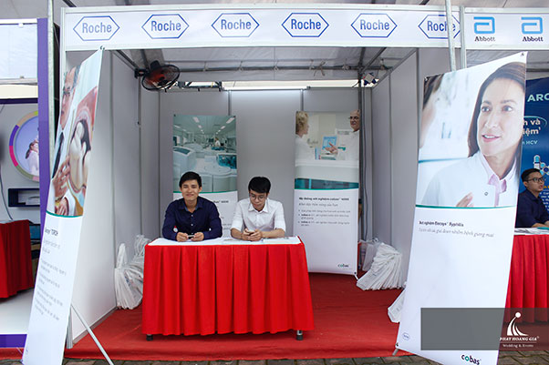 tổ chức hội nghị 12