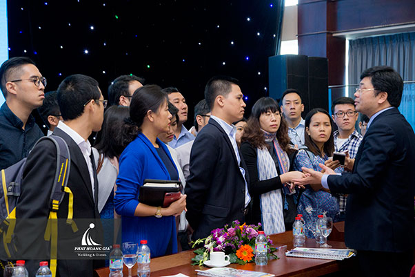 Hội thảo cơ hội đầu tư vào Công ty Lọc hóa dầu Bình Sơn 13