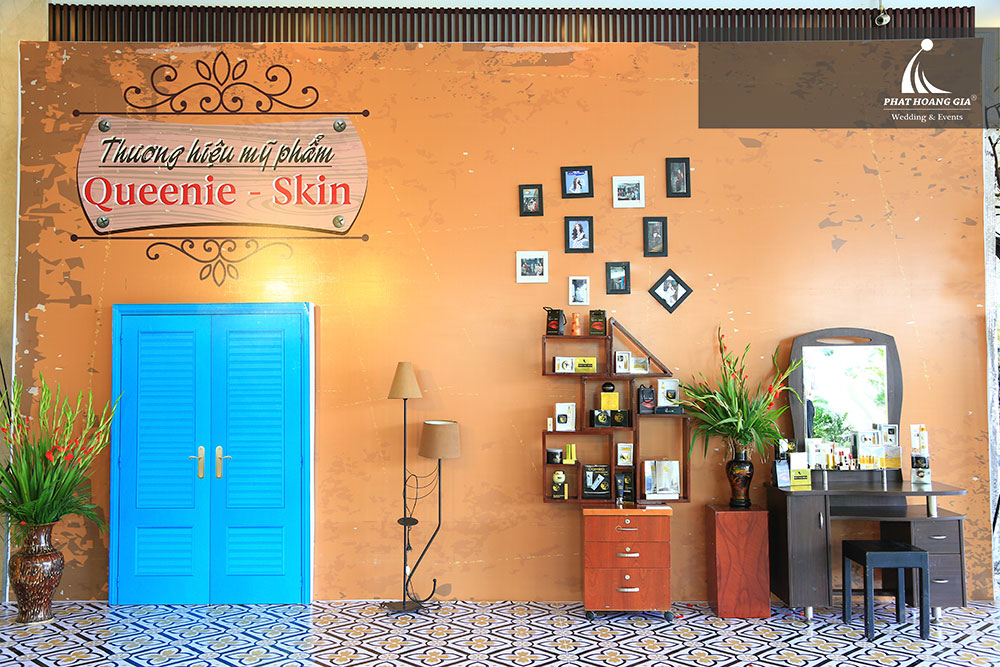 Kỷ niệm 1 năm thành lập công ty Mỹ phẩm Queenie – Skin 3