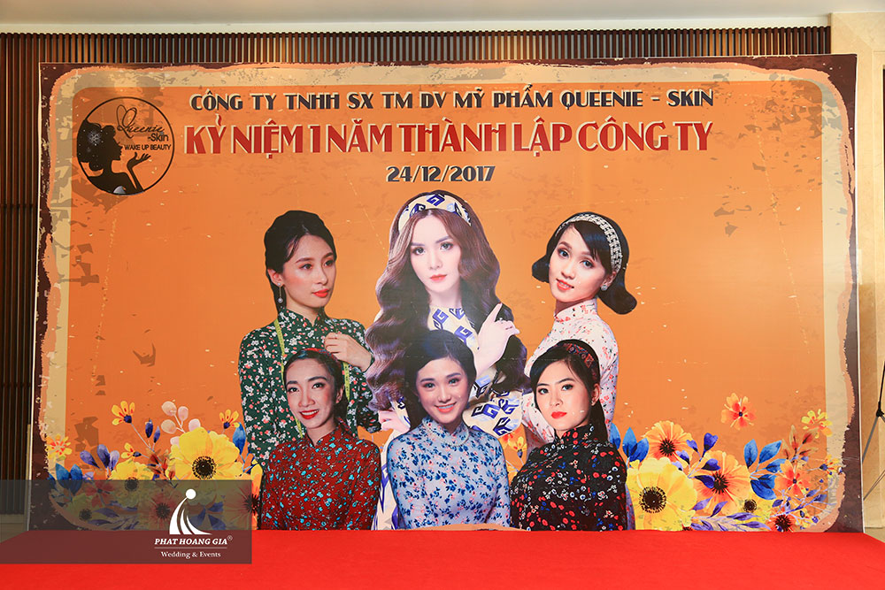 Kỷ niệm 1 năm thành lập công ty Mỹ phẩm Queenie – Skin 5