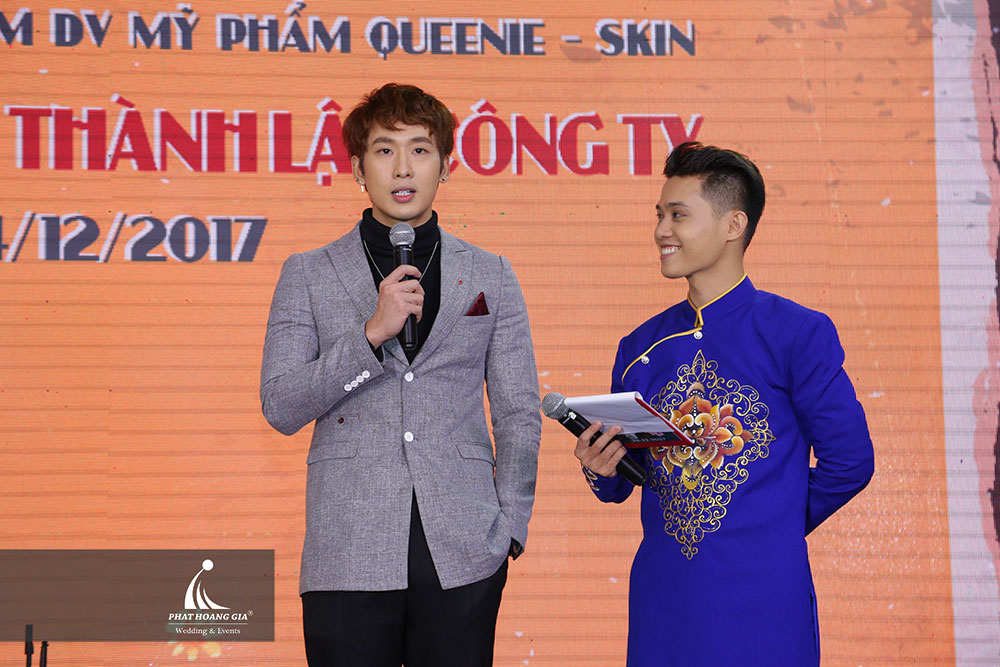 Kỷ niệm 1 năm thành lập công ty Mỹ phẩm Queenie – Skin 21