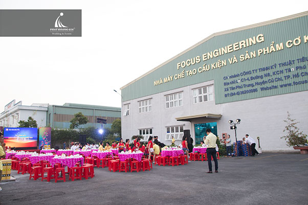 tất niên công ty kỹ thuật tiêu điểm 2