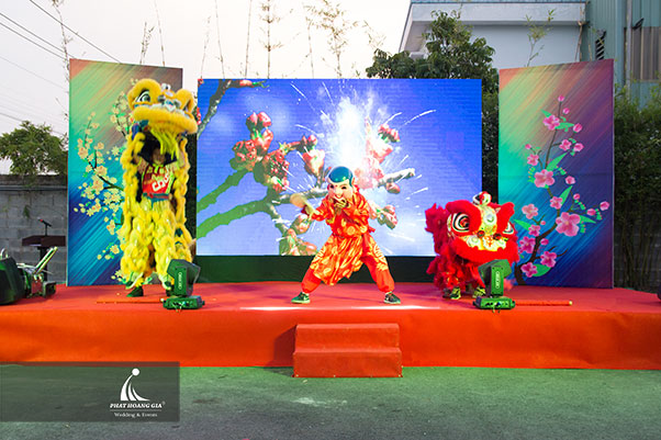 tất niên công ty kỹ thuật tiêu điểm 7