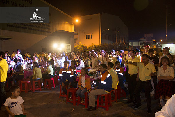 tất niên công ty kỹ thuật tiêu điểm 15