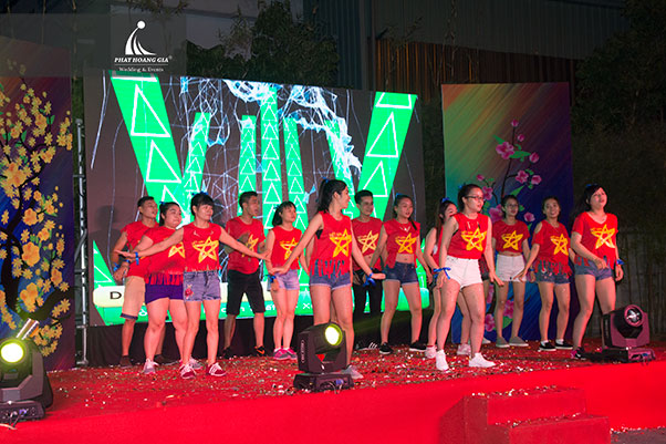 tất niên công ty kỹ thuật tiêu điểm 16