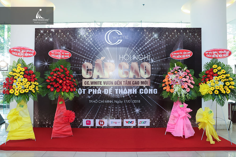 tri ân mỹ phẩm cc. white 2