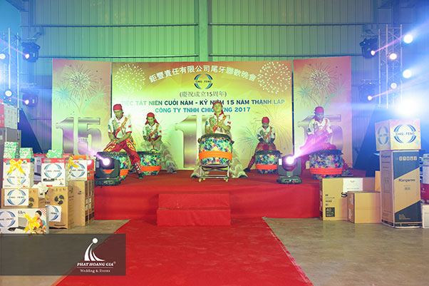 tất niên công ty chig feng 3