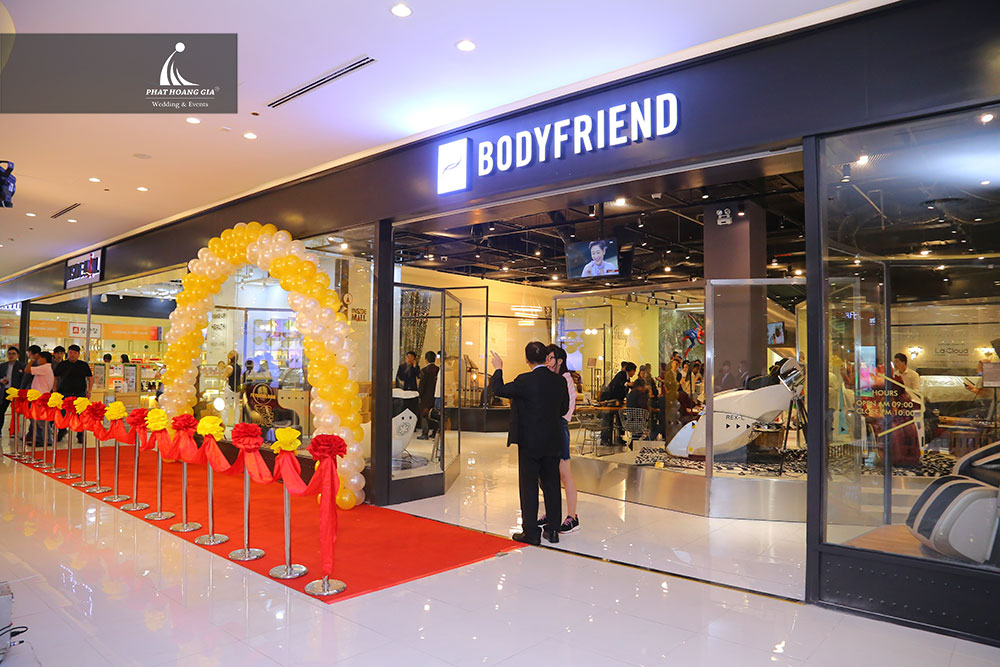 khai trương quán coffee 1