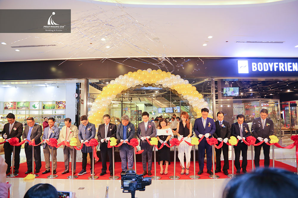 khai trương quán coffee 4