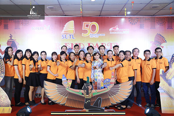 YEAR END PARTY 2017 SUPERBOWL VIETNAM 1