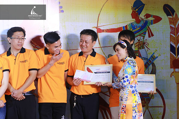 YEAR END PARTY 2017 SUPERBOWL VIETNAM 6