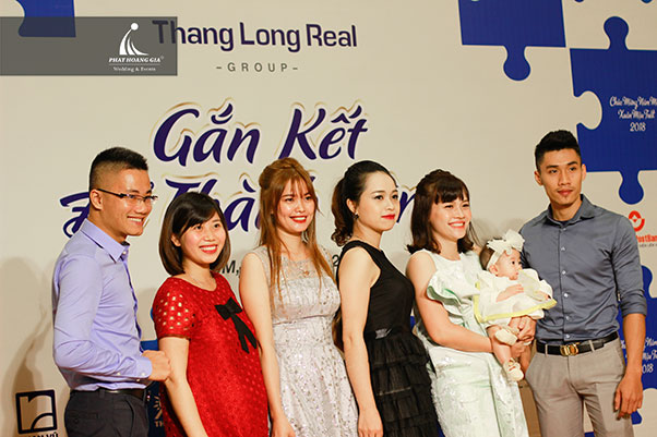 tất niên công ty thăng long real 4