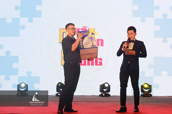 tất niên công ty thăng long real 20