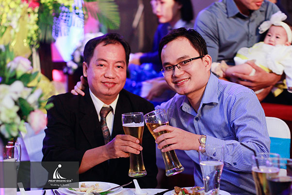 tất niên công ty thăng long real 21