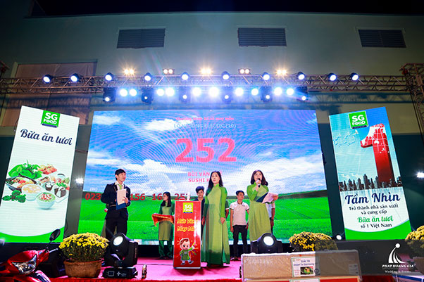 tất niên công ty sài gòn food 23