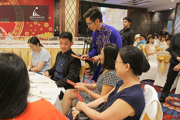 tất niên công ty bánh kẹo abc 2