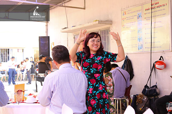 tất niên công ty sakos 2