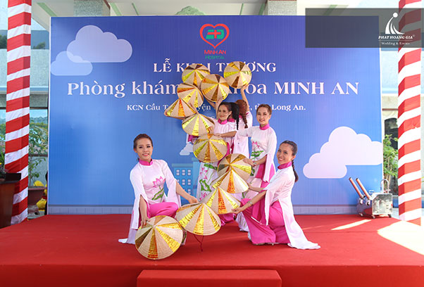 khai trương phòng khám Minh An