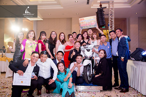 tân niên homecredit