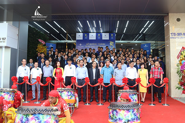 khai trương tòa nhà thăng long