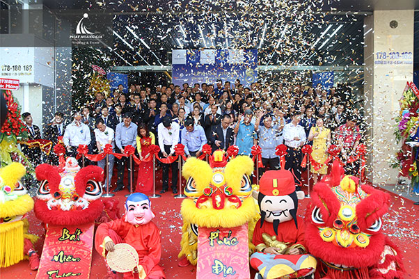 khai trương tòa nhà thăng long