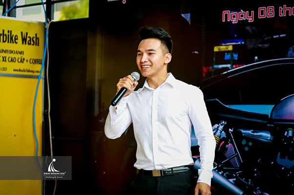 khai trương dịch vụ rửa và chăm sóc xe M1