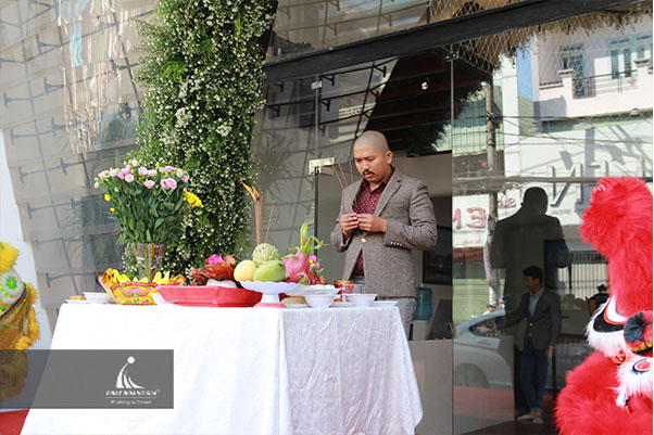 khai trương showroom áo cưới Rin Wedding cn thứ 4