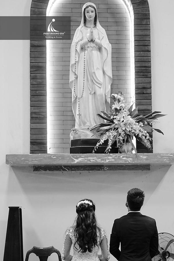 tổ chức lễ cưới tại nhà thờ và những điều lưu ý