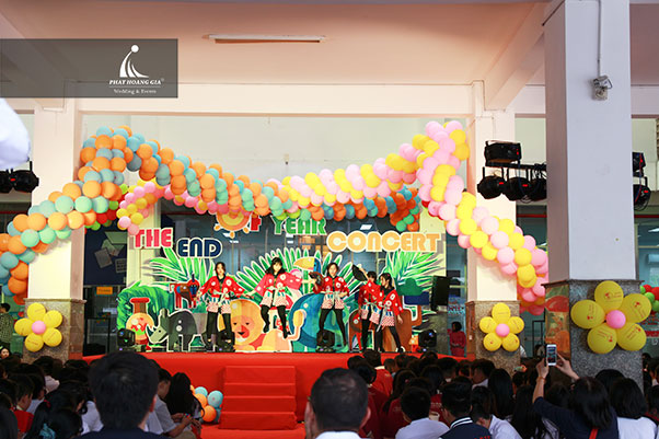 the end of year concert - cơ sở cộng hòa