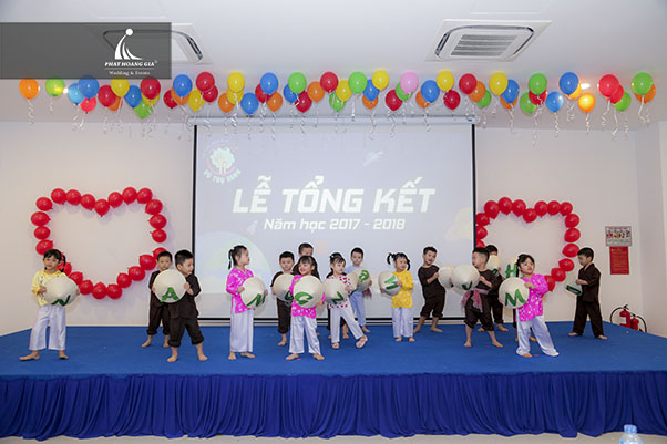 Lễ tổng kết năm học 2018 - Trường mầm non Vũ Trụ Xanh