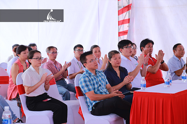 khởi công tòa nhà văn phòng