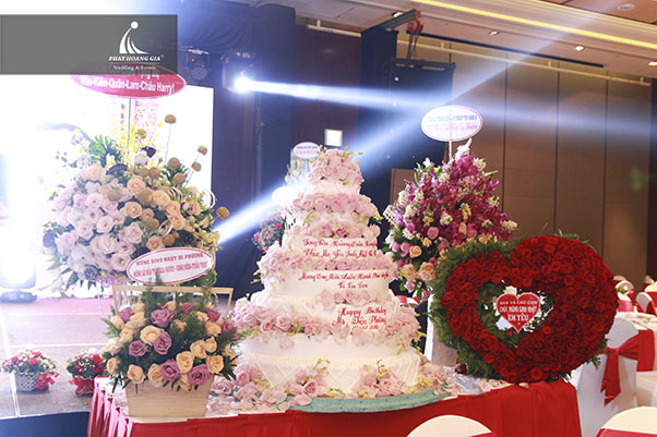Sinh nhật phu nhân chủ tịch HĐQT Địa ốc Hoàng Quân