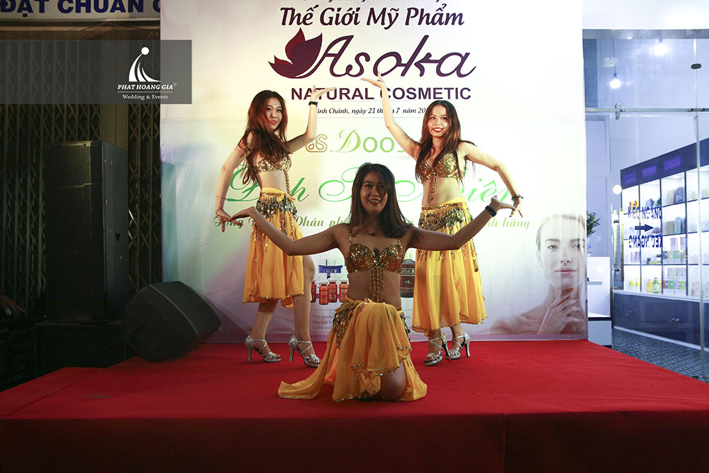 Lễ khai trương Thế Giới Mỹ Phẩm Asoka