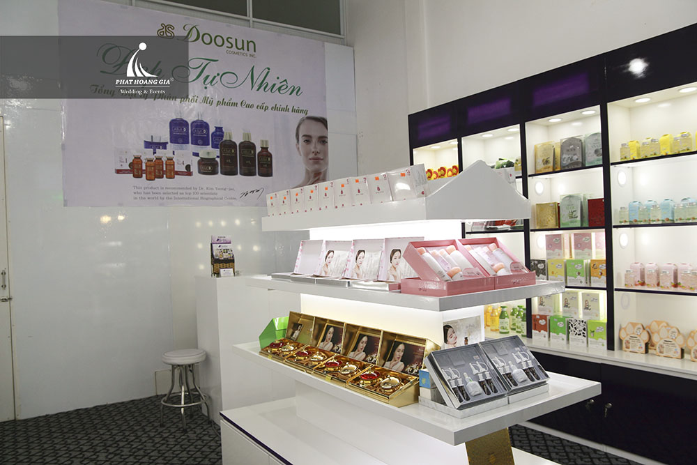 Lễ khai trương Thế Giới Mỹ Phẩm Asoka