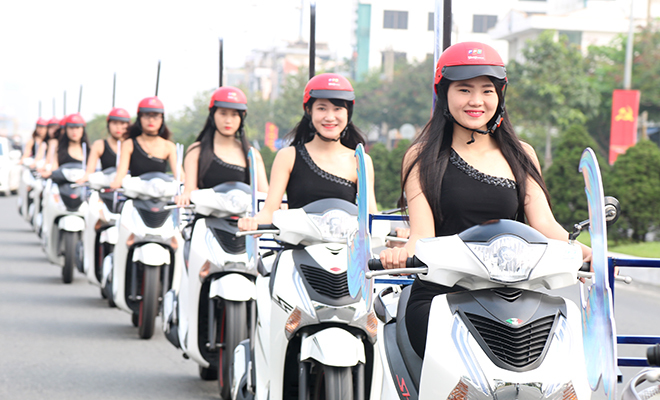 Roadshow - Cuộc đua của nhãn hàng