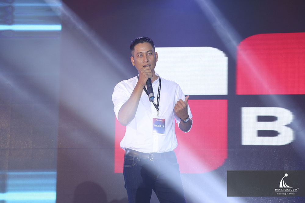 Ra mắt sàn giao dịch Biztranex Việt Nam