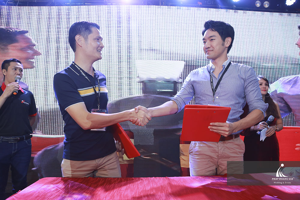 Sự kiện ghi nhận việc ký kết đối tác giữa Biztranex với các đối tác Pop Chain, Cortex, Bitzantin.