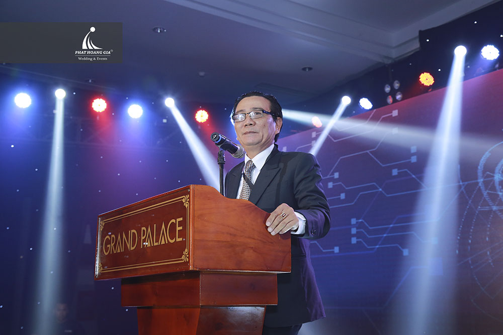 Ra mắt sàn giao dịch Biztranex Việt Nam