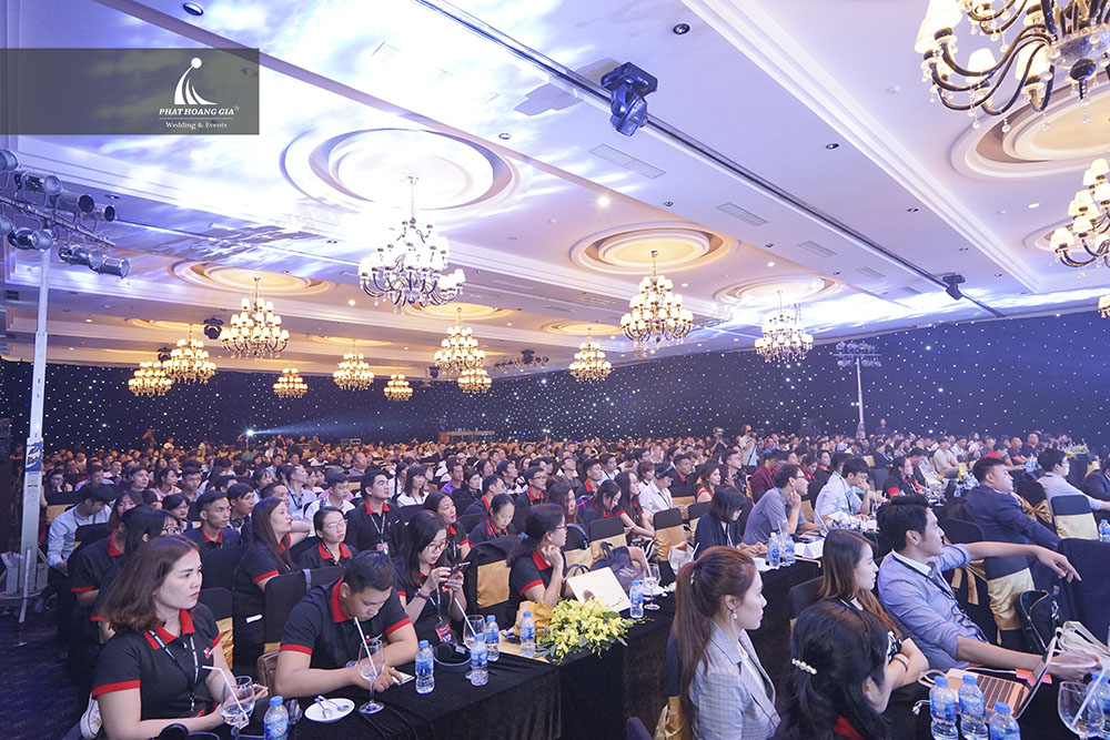 Ra mắt sàn giao dịch Biztranex Việt Nam