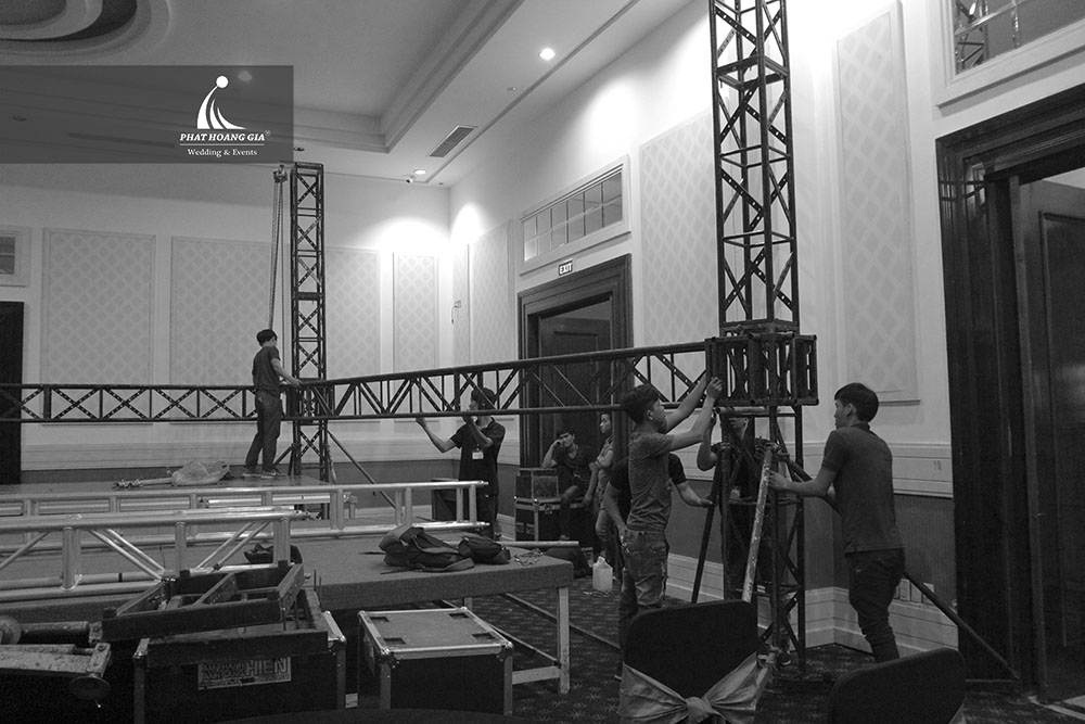 Ra mắt sàn giao dịch Biztranex Việt Nam