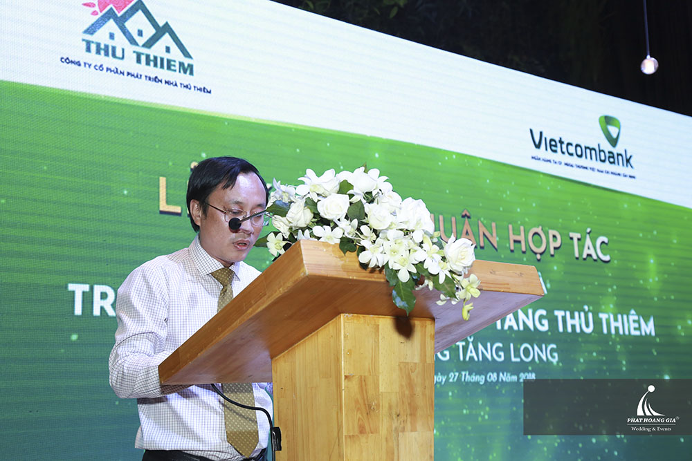 Lễ kí kết hợp tác kinh doanh giữa ngân hàng Vietcombank – CN Tân Định và CTCP phát triển Nhà Thủ Thiêm